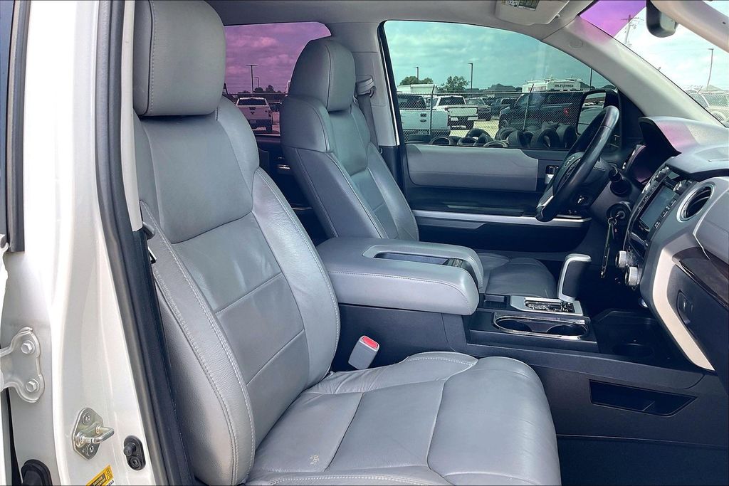 Used 2015 Toyota Tundra Limited 4D CrewMax