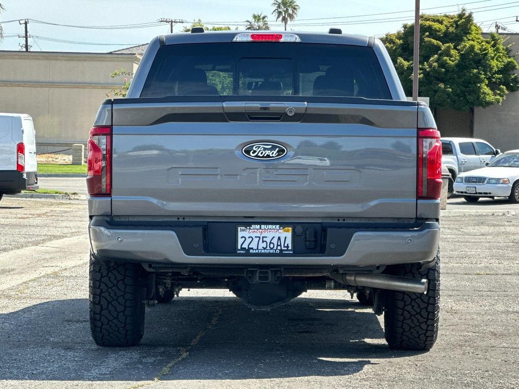 View vehicle photo 4