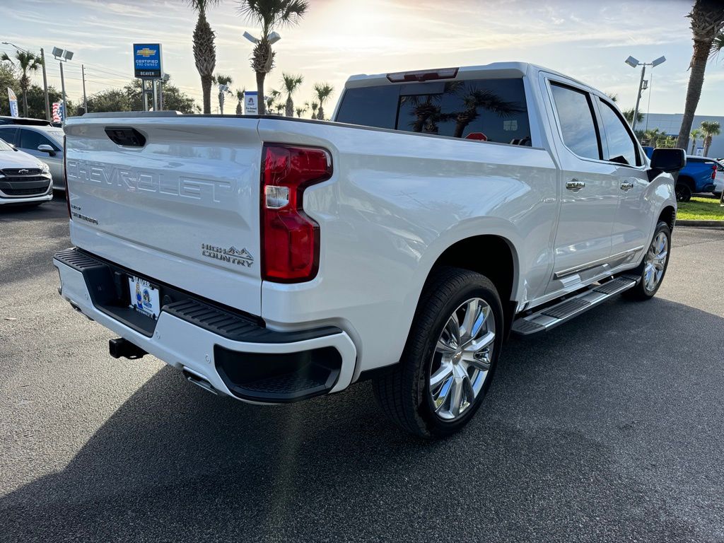 2022 Chevrolet Silverado 1500 High Country 8