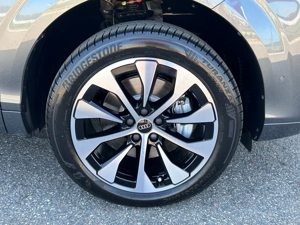 New 2026 Gray Audi  image 43