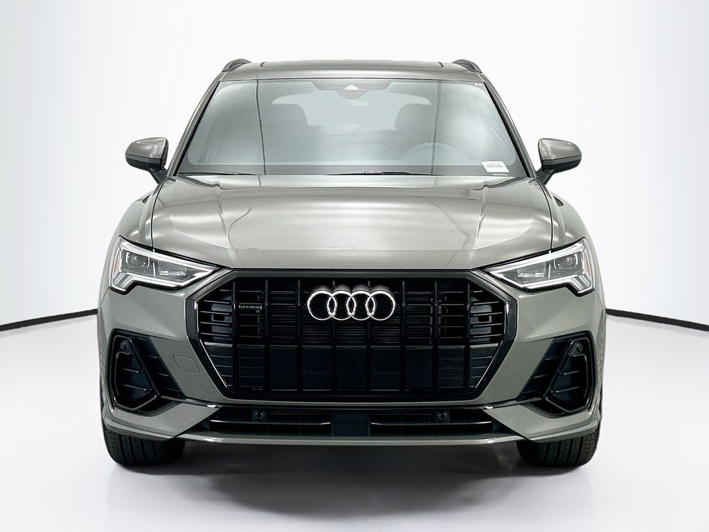 Thumbnail: 2025 Audi Q3 - 2