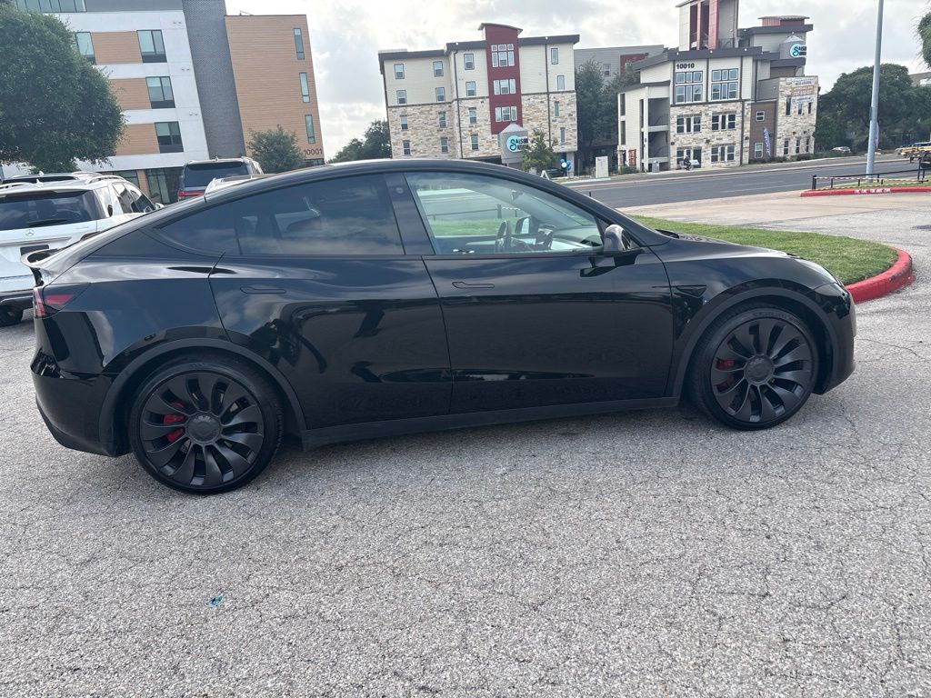 Thumbnail: 2023 Tesla Model Y - 6