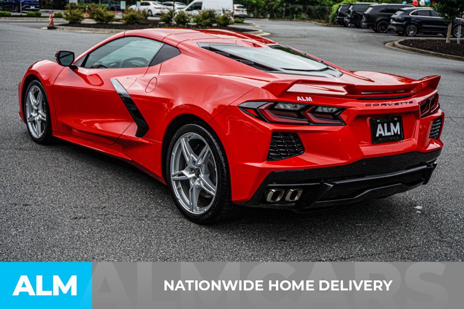 Used 2021 Red Chevrolet Stingray image 5