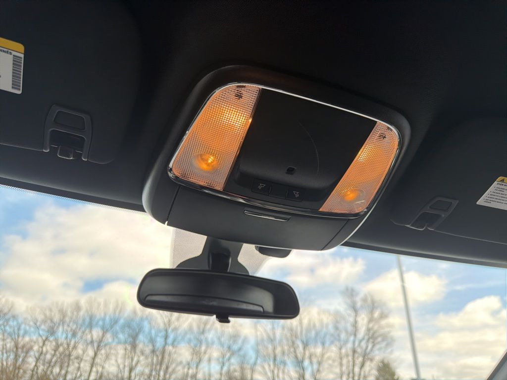 Thumbnail: 2021 Jeep Grand Cherokee - 13