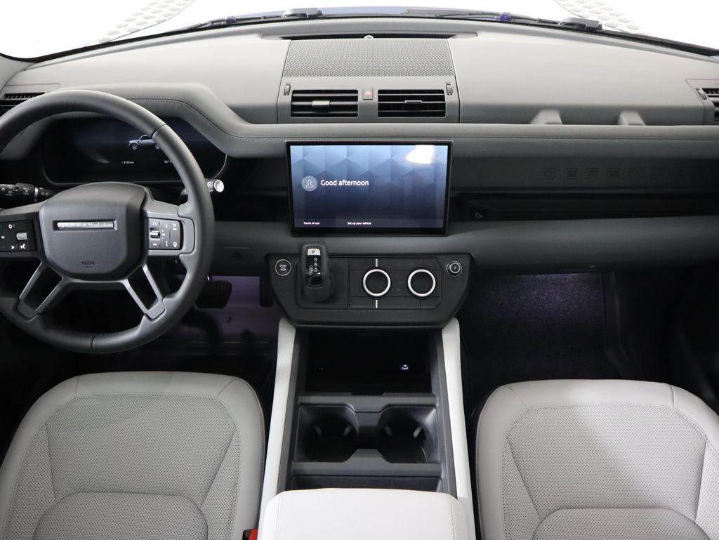 Thumbnail: 2025 Land Rover Defender - 13