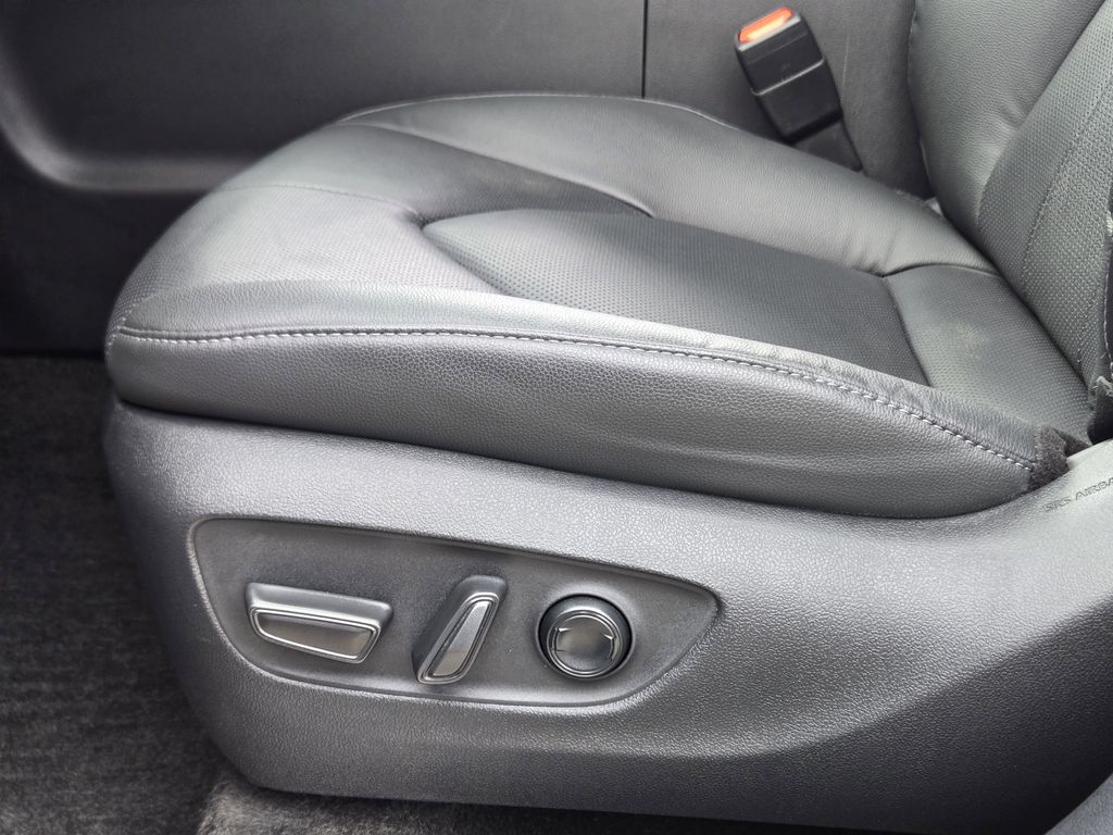 used 2024 Toyota Grand Highlander car, priced at $51,392