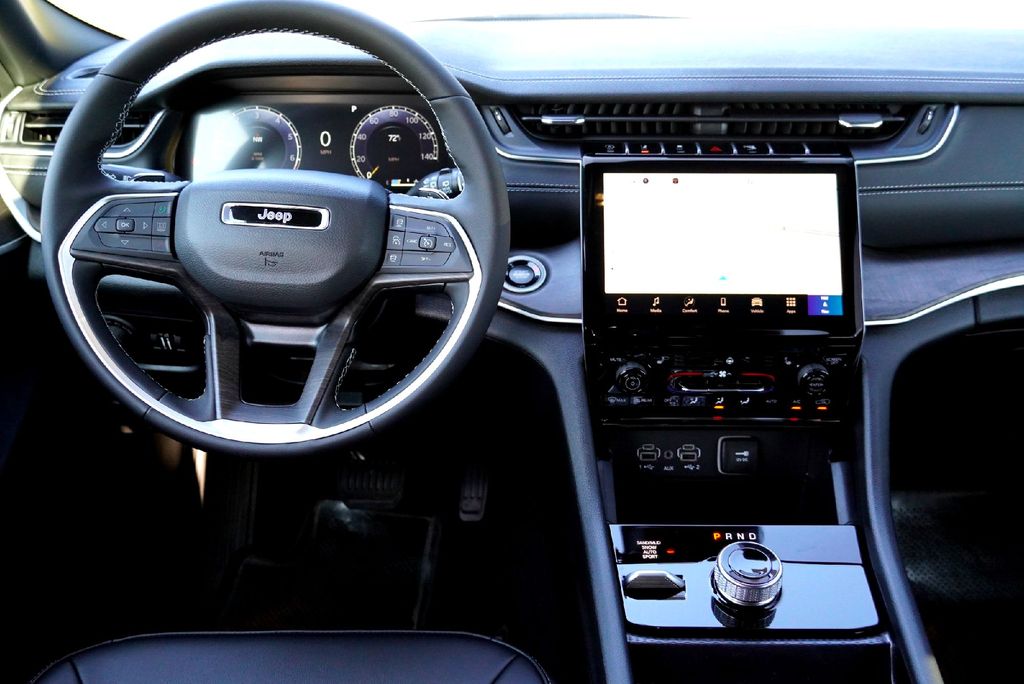 New Car 2025 Jeep Grand Cherokee L  Limited For Sale Under $60,000 In Taylor, Texas