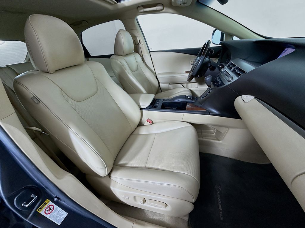 Thumbnail: 2014 Lexus RX - 29