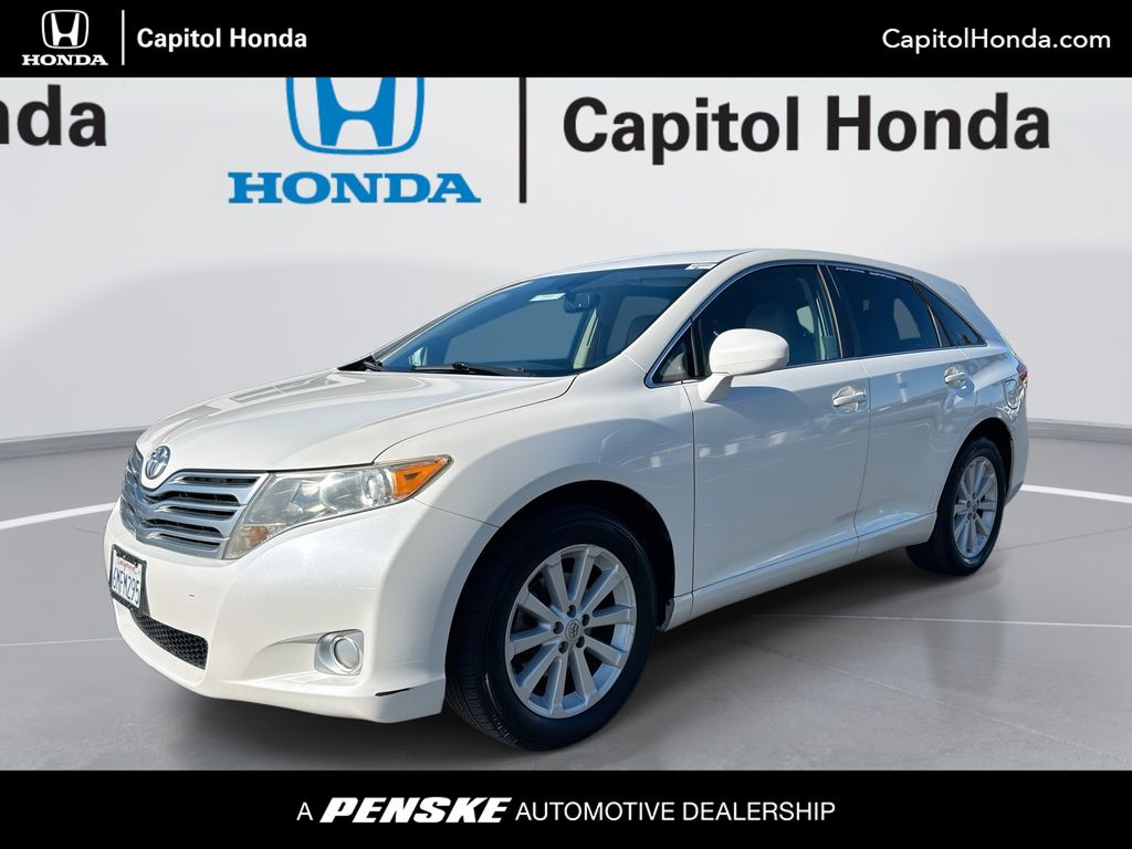 Thumbnail: 2010 Toyota Venza - 1