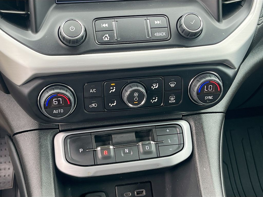 Used 2023 Black GMC SLE image 15