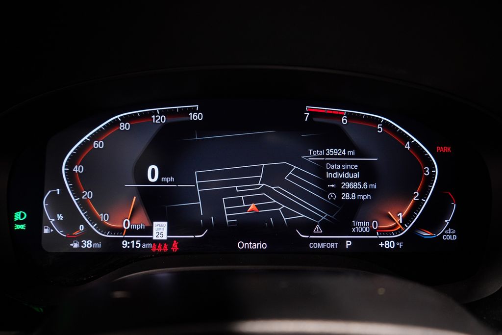 Thumbnail: 2022 BMW 5 Series - 22