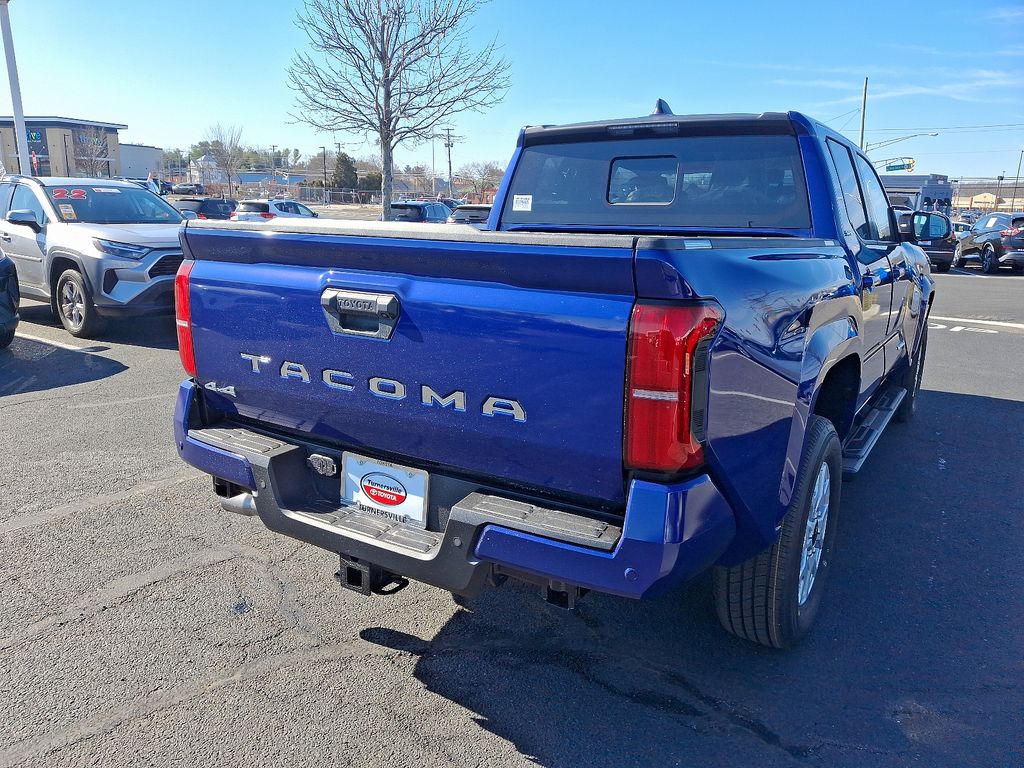 2025 Toyota Tacoma SR5 4