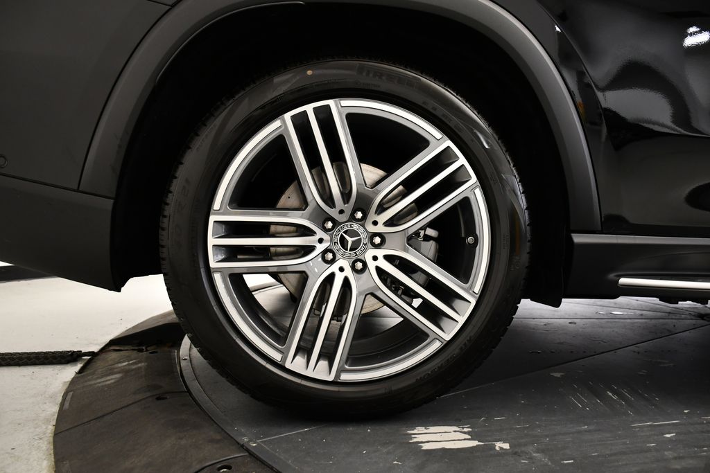 Thumbnail: 2026 Mercedes-Benz GLS - 15