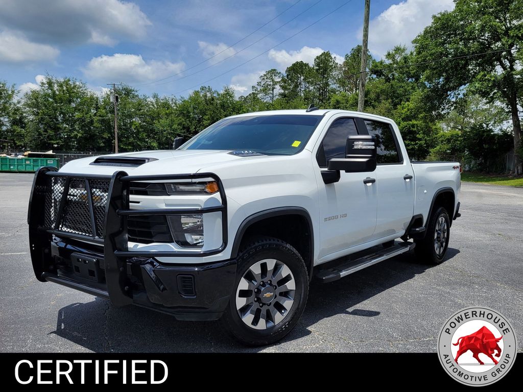 Summit White 2024 Chevrolet Silverado 2500HD Pickup Truck Four-Wheel Drive Automatic