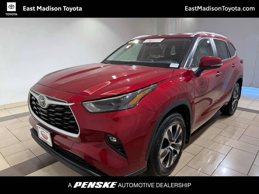 Thumbnail: 2023 Toyota Highlander - 1