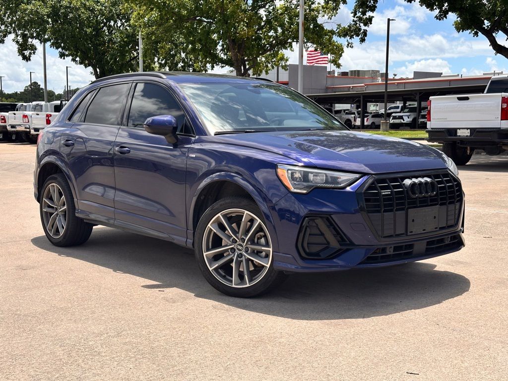 Navarra Blue Metallic 2022 Audi Q3 quattro Premium S Line 45 TFSI SUV / Crossover All-Wheel Drive 8-Speed Automatic