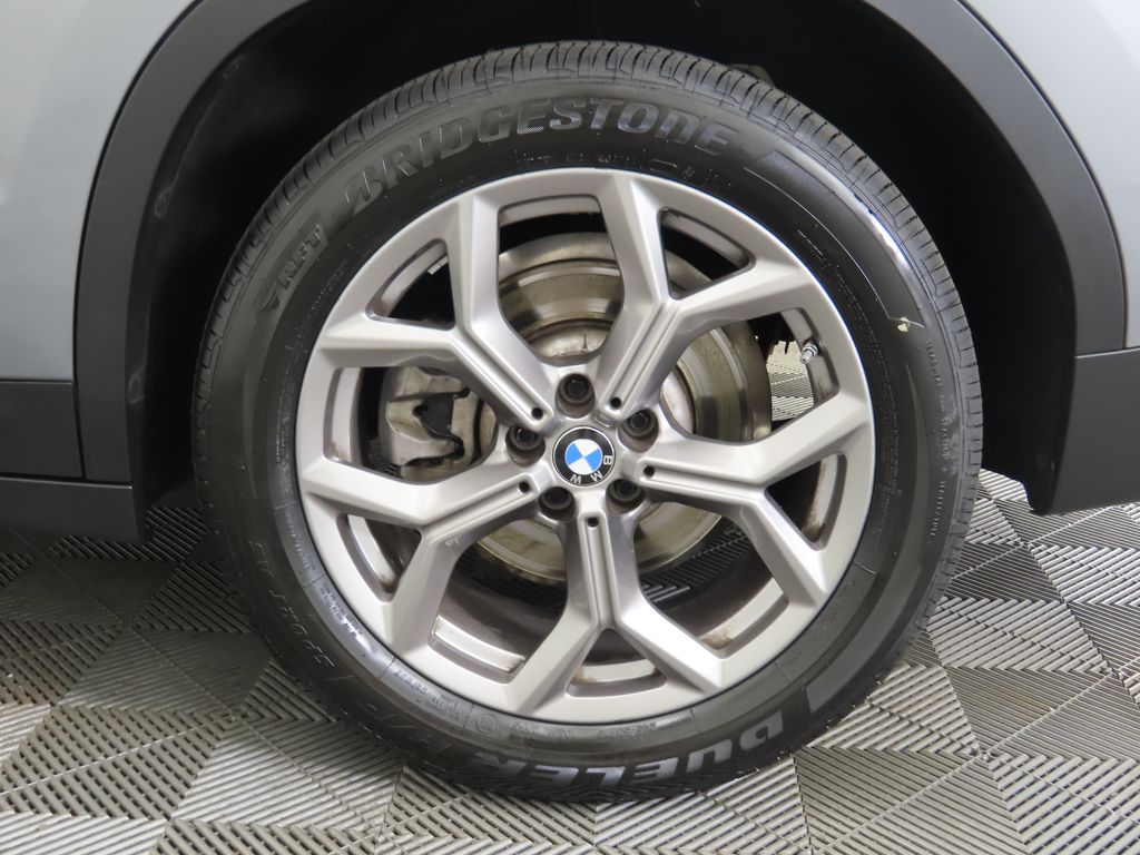 Thumbnail: 2023 BMW X3 - 32