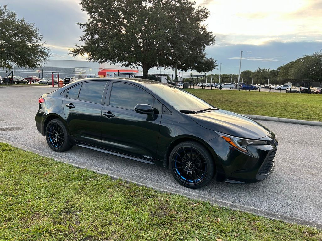 Thumbnail: 2021 Toyota Corolla - 6