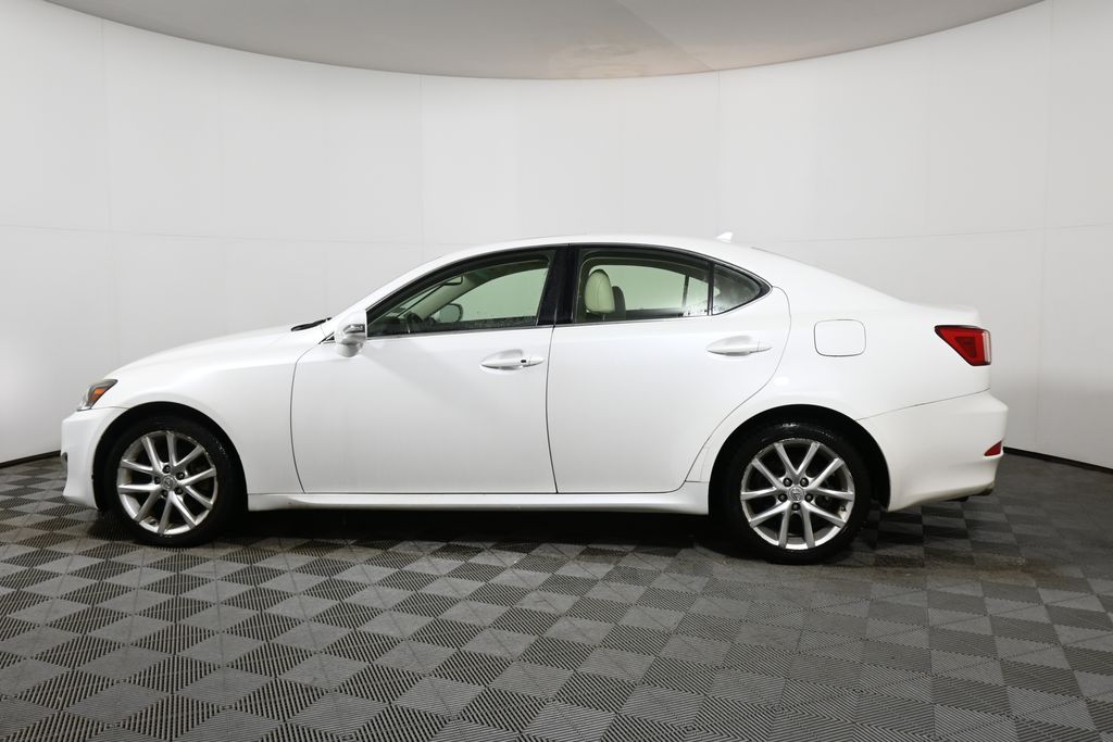 Thumbnail: 2012 Lexus IS - 2