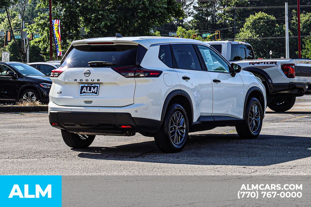 Used 2024 White Nissan S image 6