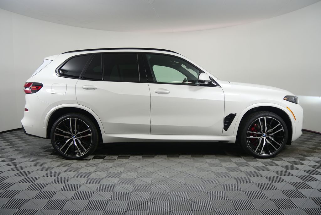 Thumbnail: 2026 BMW X5 - 2