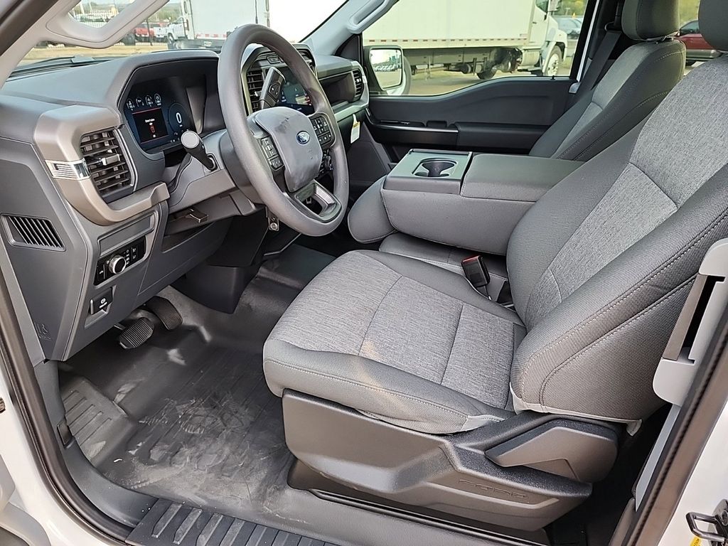 2024 Ford F-150 XL photo