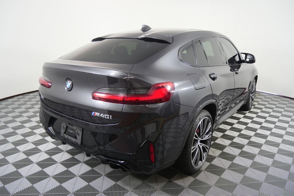 Thumbnail: 2024 BMW X4 - 4