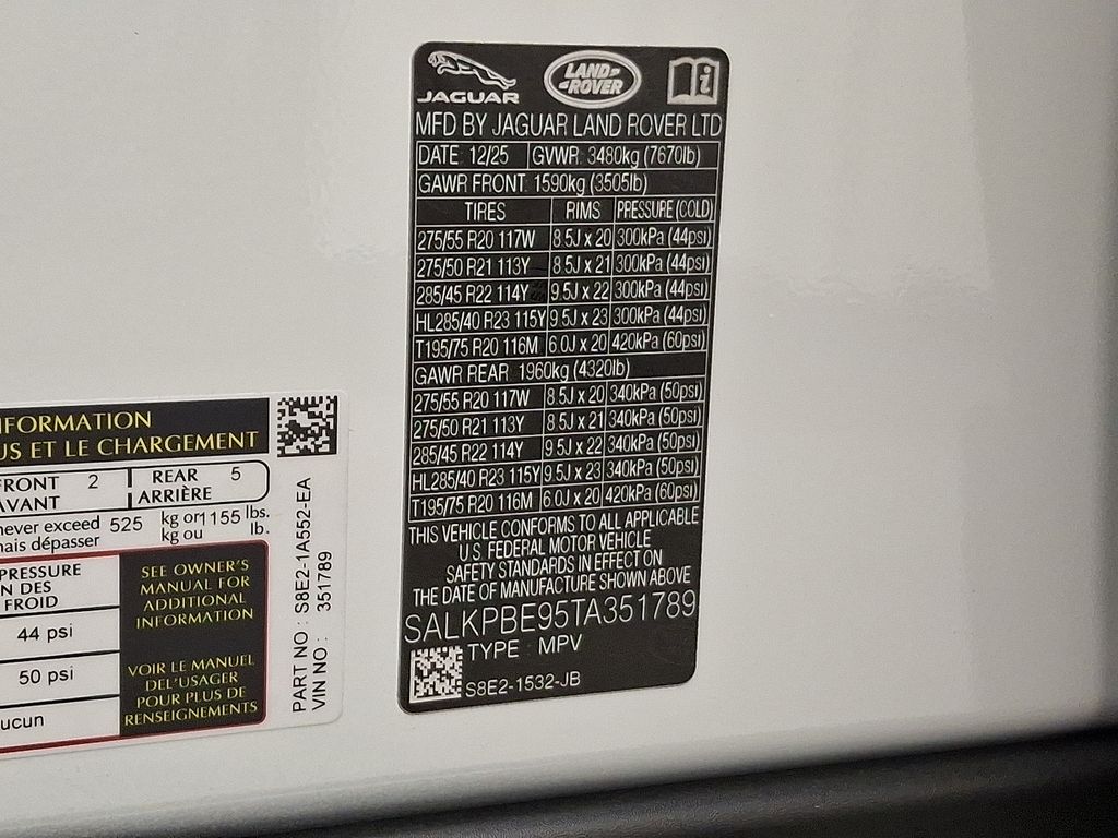 Thumbnail: 2026 Land Rover Range Rover - 22