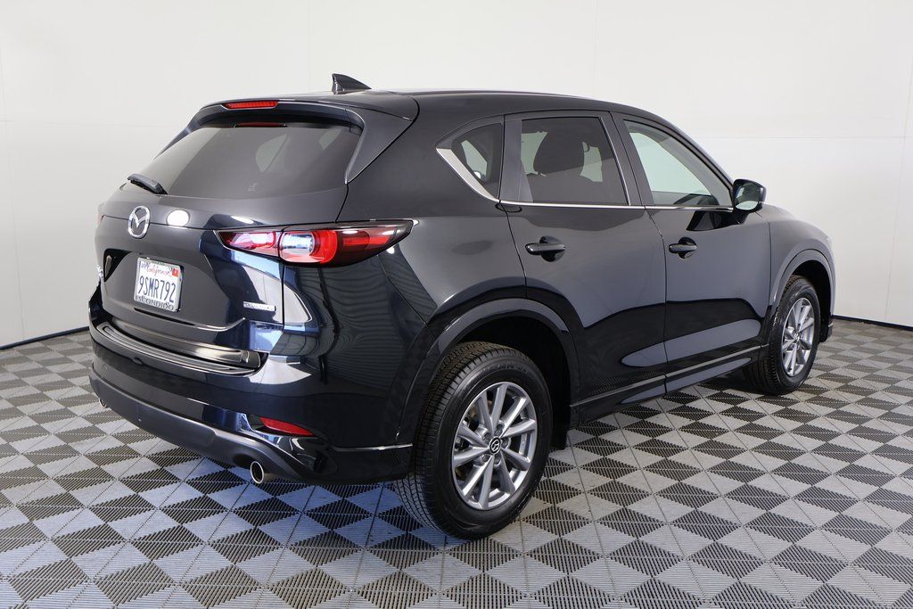 Thumbnail: 2025 Mazda CX-5 - 4