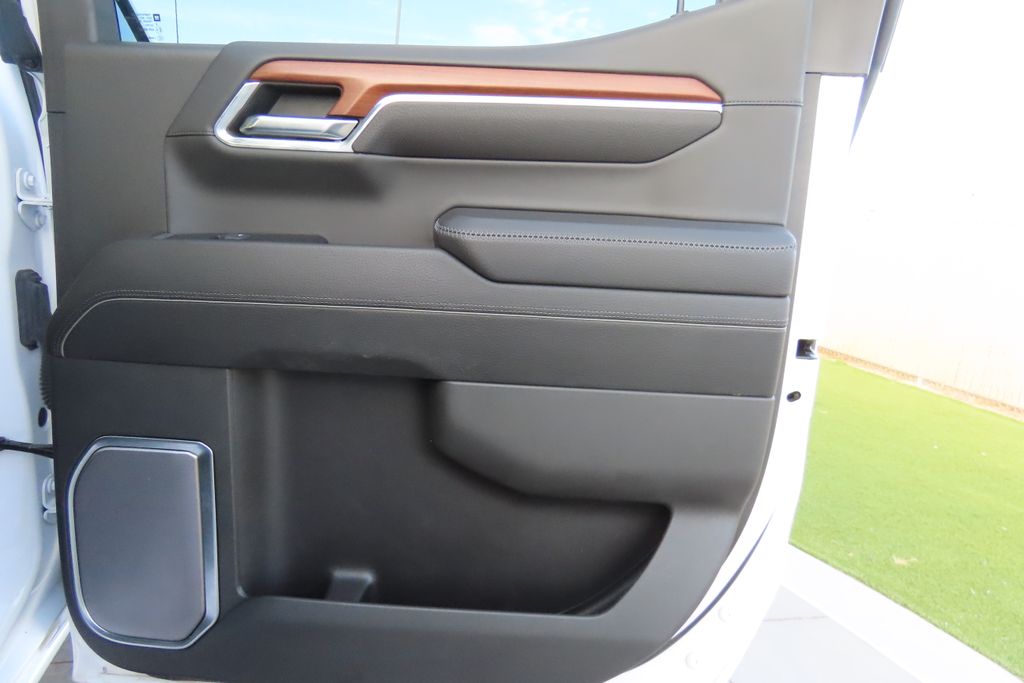 Thumbnail: 2023 GMC Sierra 1500 - 26