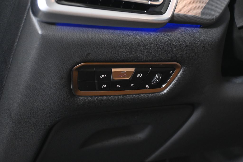 Thumbnail: 2023 BMW X6 - 26