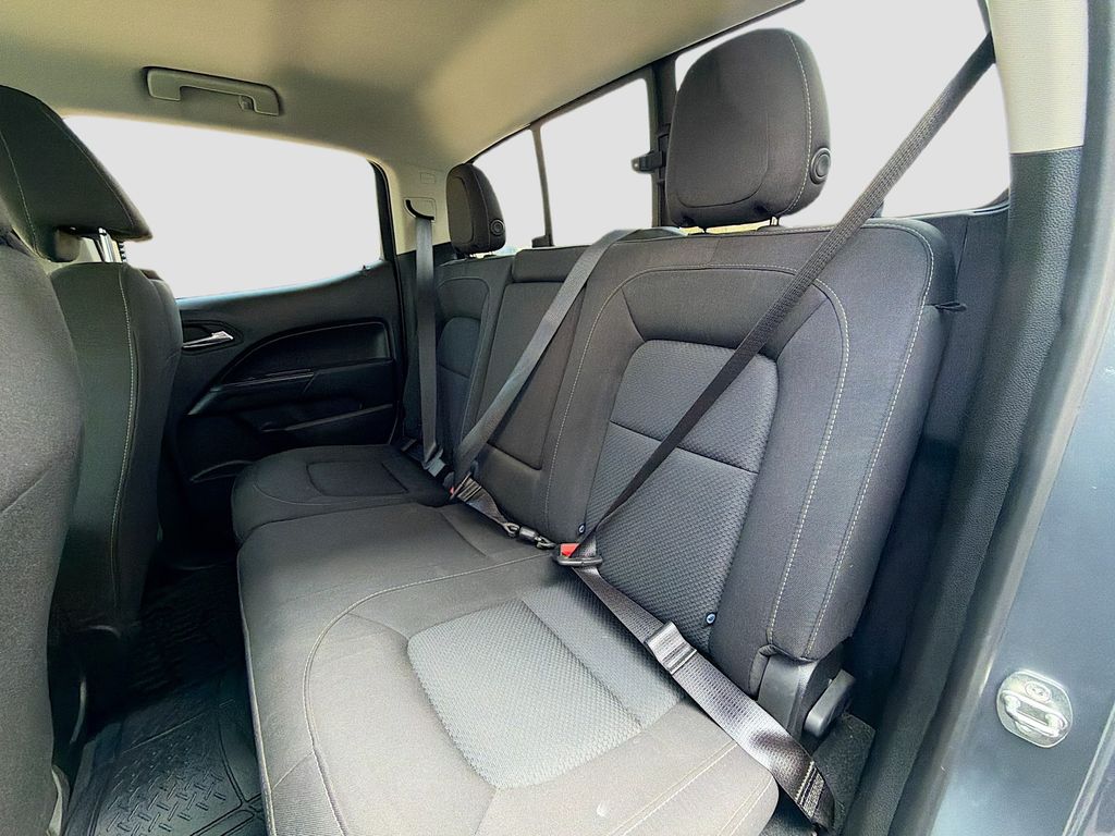 Used 2022 Gray Chevrolet LT image 22