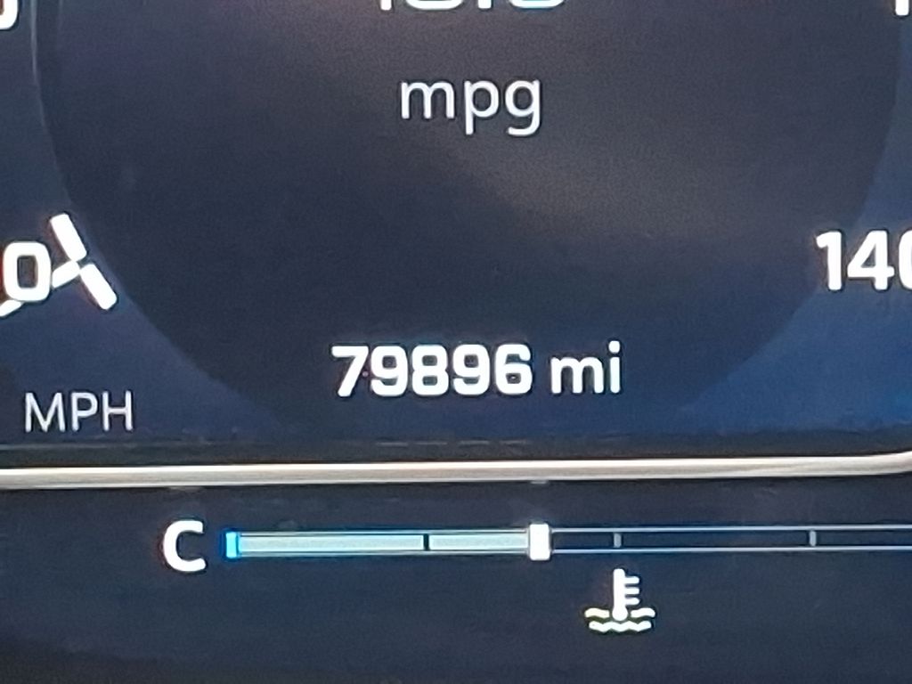 Thumbnail: 2022 Chevrolet Tahoe - 21