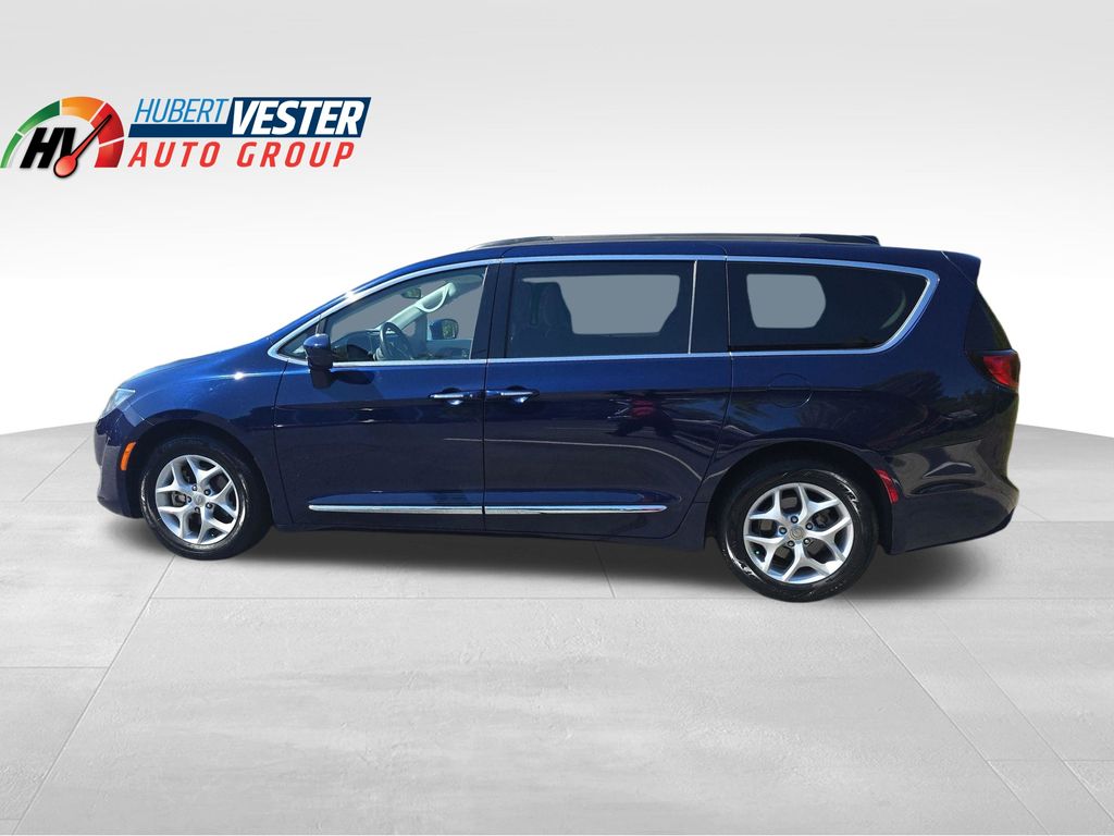 Jazz Blue Pearlcoat 2017 Chrysler Pacifica Touring L FWD Minivan Front-Wheel Drive 9-Speed Automatic