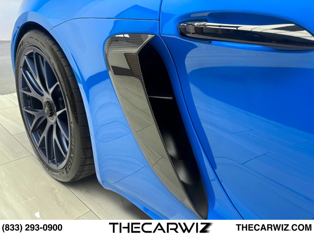 2023 Porsche 718 Cayman