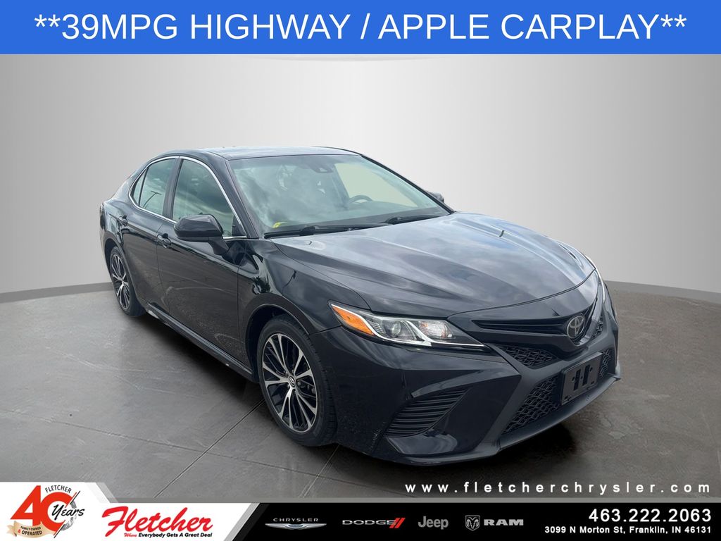 Midnight Black Metallic 2019 Toyota Camry Sedan Front-Wheel Drive 8-Speed Automatic