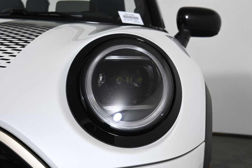 Thumbnail: 2026 MINI Cooper - 17