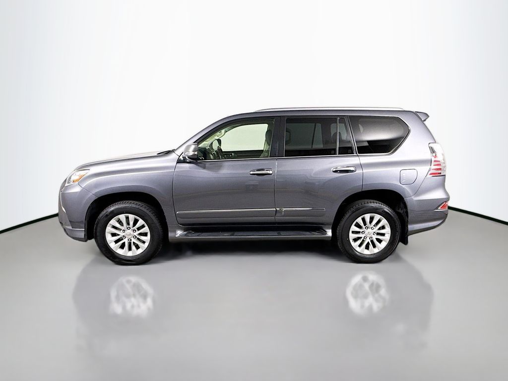 Thumbnail: 2016 Lexus GX - 8