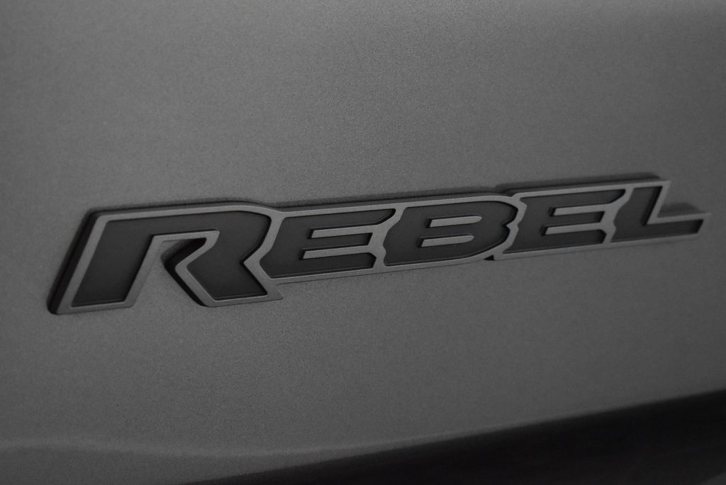 Thumbnail: 2026 RAM 1500 - 9