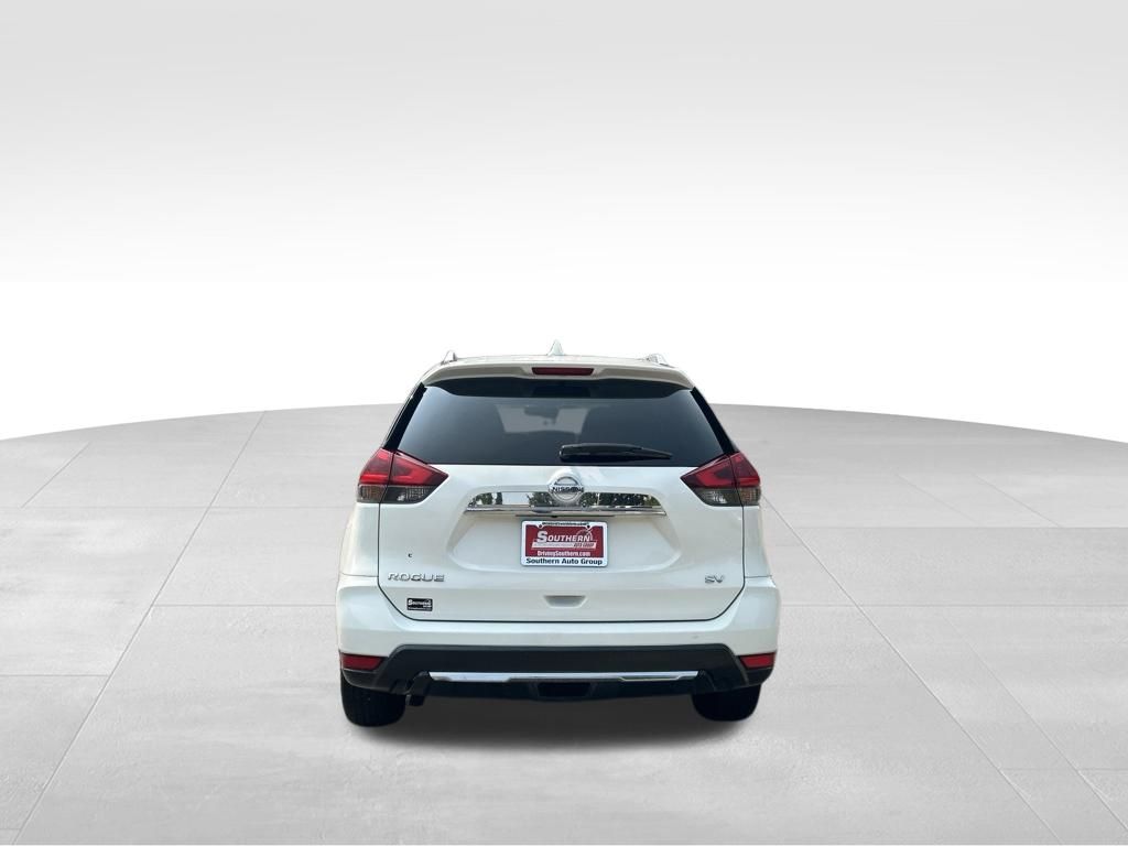 Used 2018 White Nissan SV image 4