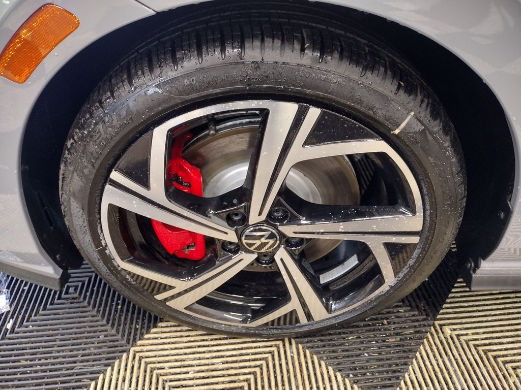 2026 Volkswagen Golf GTI SE