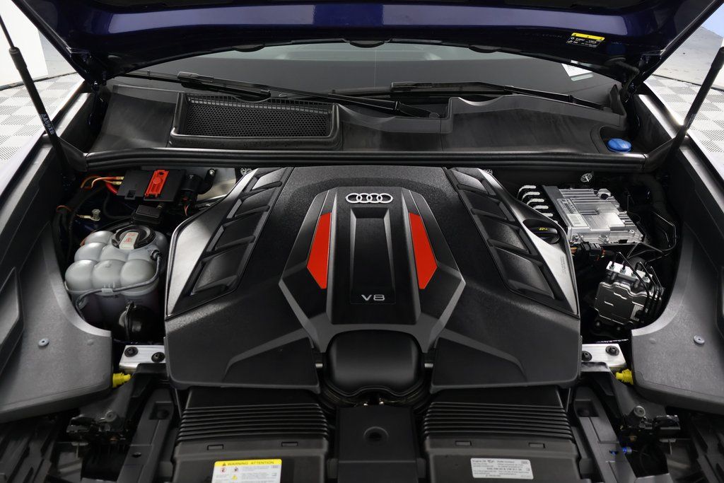 Thumbnail: 2023 Audi SQ8 - 15