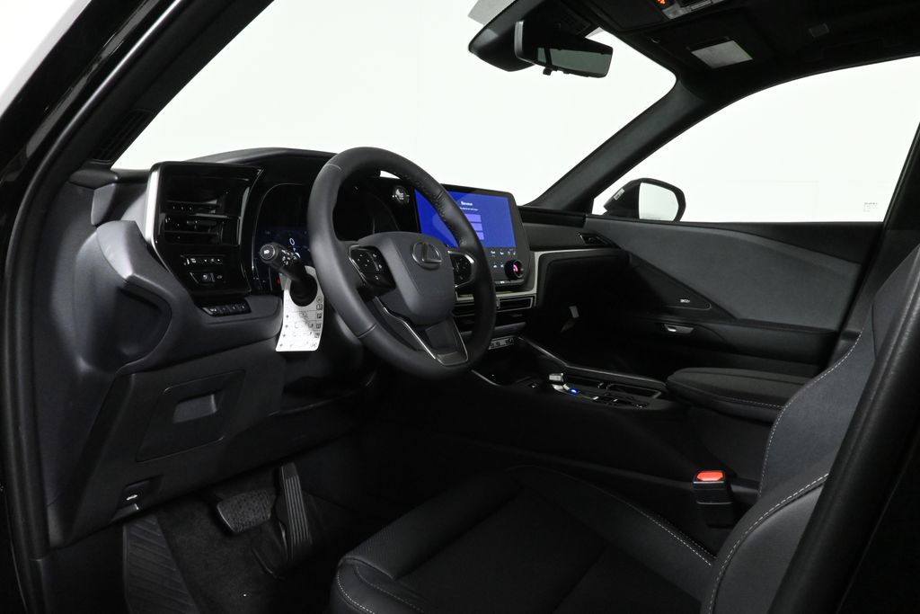 Thumbnail: 2025 Lexus TX - 14
