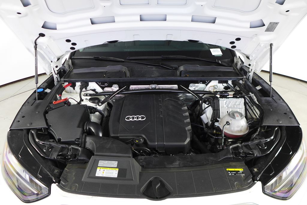 Thumbnail: 2022 Audi Q5 - 6