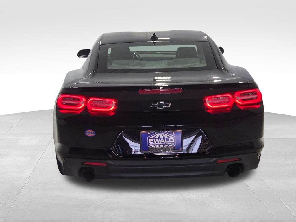 2023 Chevrolet Camaro LT1 photo