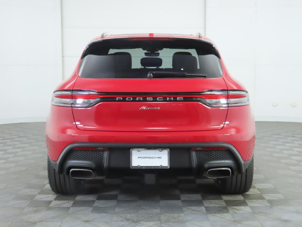Thumbnail: 2025 Porsche Macan - 6