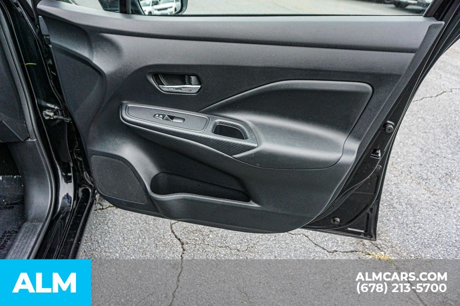 Used 2024 Black Nissan 1.6 SV image 49