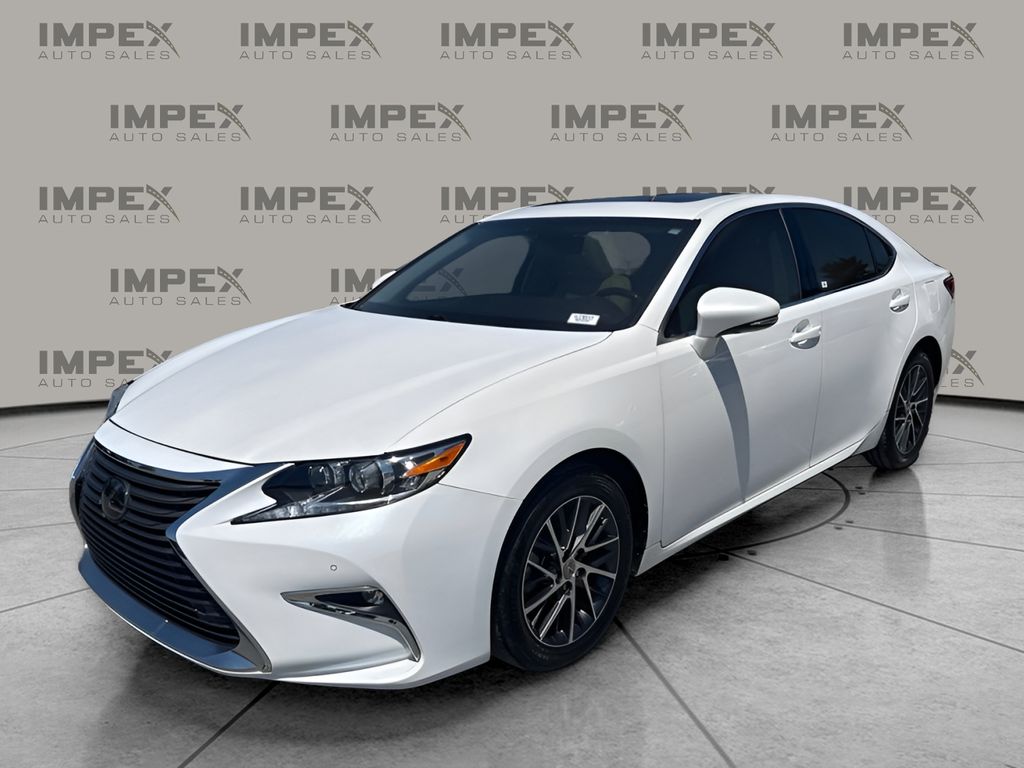 2016 Lexus ES 350 350's photo