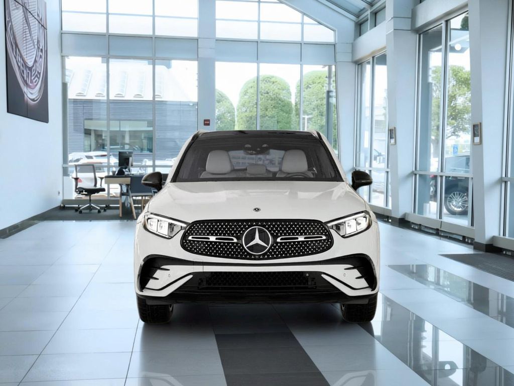 Thumbnail: 2026 Mercedes-Benz GLC - 7