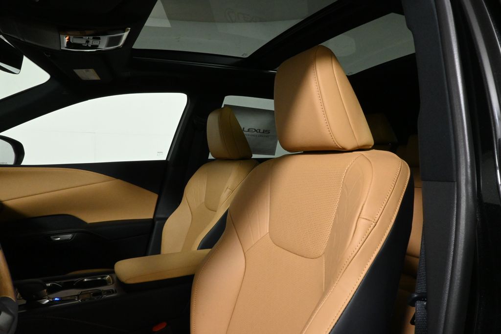 Thumbnail: 2025 Lexus RX - 16